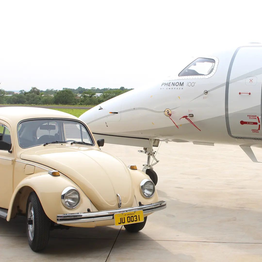 Fusca com fundo branco